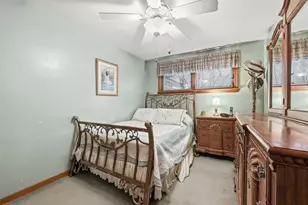 218 Longvue Dr, Ross Twp, PA 15237 - Photo 17