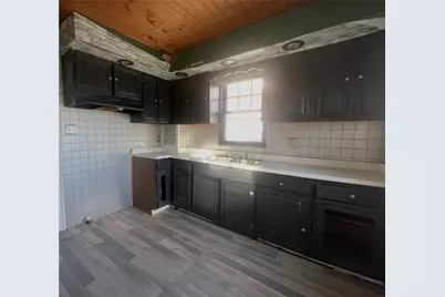 1741 Roemer Blvd, Farrell, PA 16121 - Photo 9