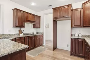 2749 Shadowrock Ct, Hampton, PA 15044 - Photo 9