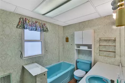 733 N Warren Ave, Apollo Boro, PA 15613 - Photo 21