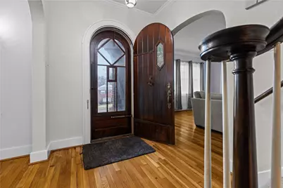 1355 Washington Rd, Pittsburgh, PA 15228 - Photo 5