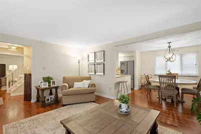 1846 Gina Dr, West Mifflin, PA 15122 - Photo 5