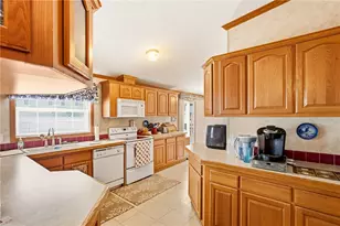 154 Angel Ln, Somerset Township, PA 15501 - Photo 11