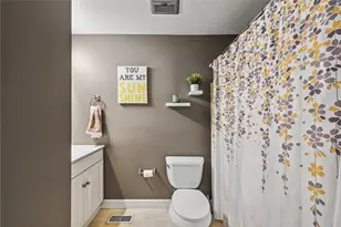 431 Tivoli Rd, Pittsburgh, PA 15239 - Photo 13