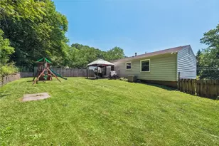 431 Tivoli Rd, Pittsburgh, PA 15239 - Photo 27