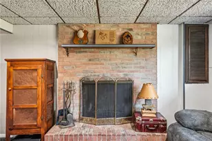 431 Tivoli Rd, Pittsburgh, PA 15239 - Photo 23