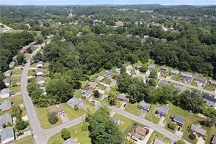 431 Tivoli Rd, Pittsburgh, PA 15239 - Photo 31