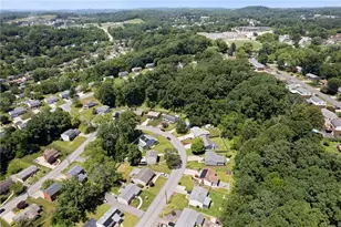 431 Tivoli Rd, Pittsburgh, PA 15239 - Photo 29