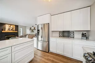 112 Shady Ln, Peters Township, PA 15317 - Photo 9