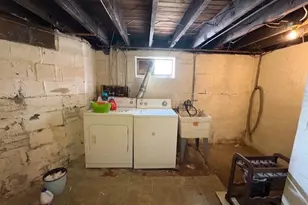 408 Franklin Ave, Ellwood City, PA 16117 - Photo 27