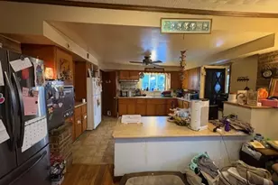 408 Franklin Ave, Ellwood City, PA 16117 - Photo 7