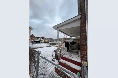 408 Franklin Ave, Ellwood City, PA 16117 - Photo 19