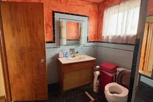 408 Franklin Ave, Ellwood City, PA 16117 - Photo 19