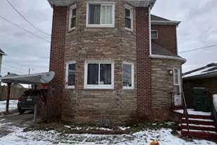 408 Franklin Ave, Ellwood City, PA 16117 - Photo 1