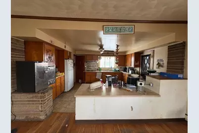 408 Franklin Ave, Ellwood City, PA 16117 - Photo 11