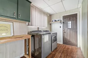 274 Walnut Ln, Rostraver, PA 15089 - Photo 9