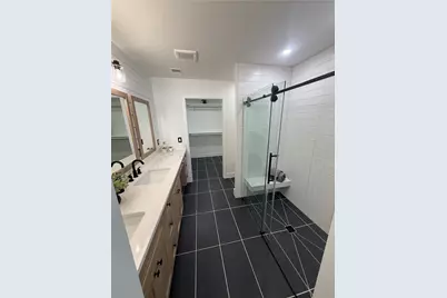 1820 W 11th St, Beaver Falls, PA 15010 - Photo 25