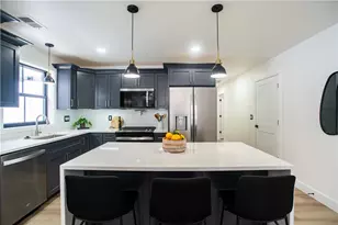 1820 W 11th St, Patterson Township, PA 15010 - Photo 13