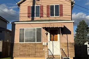 140 Downer Ave, Uniontown, PA 15401 - Photo 1