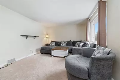 210 Blaze Drive, Glenshaw, PA 15116 - Photo 3