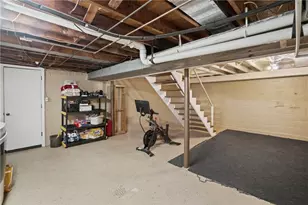 210 Blaze Dr, Ross Twp, PA 15116 - Photo 25