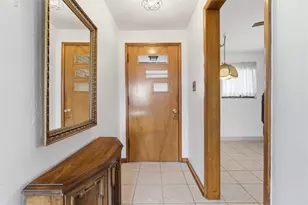 528 Glowood Dr, Pittsburgh, PA 15227 - Photo 7