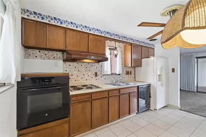 528 Glowood Dr, Pittsburgh, PA 15227 - Photo 17