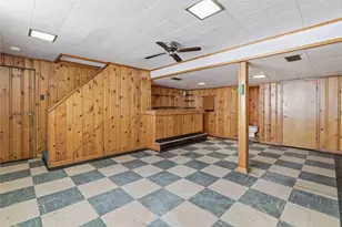 528 Glowood Dr, Pittsburgh, PA 15227 - Photo 37