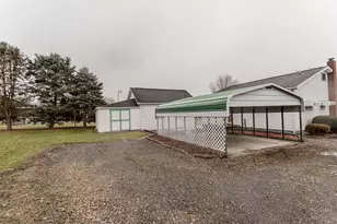 9 Jordan St, Fairchance, PA 15436 - Photo 7