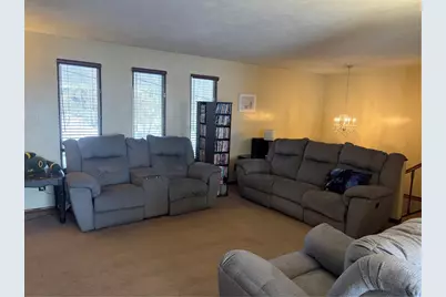 120 Lyn Dale Drive, Center Township, PA 16001 - Photo 5