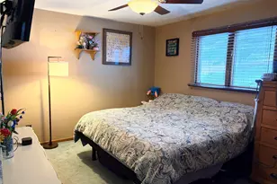 120 Lyn Dale Dr, Center Township, PA 16001 - Photo 17