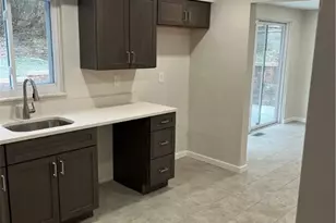 526 Foltz Dr, Pittsburgh, PA 15147 - Photo 9