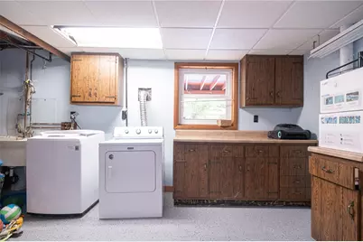 1072 Renton Rd, Pittsburgh, PA 15239 - Photo 33