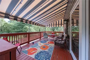 1072 Renton Rd, Pittsburgh, PA 15239 - Photo 13
