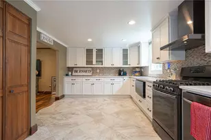 1072 Renton Rd, Pittsburgh, PA 15239 - Photo 7