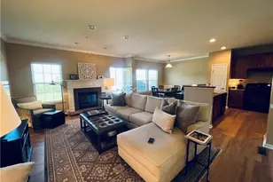 105 Maple Ridge Dr, Canonsburg, PA 15317 - Photo 3