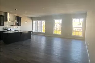 1439 Hastings Cres, South Fayette, PA 15017 - Photo 3