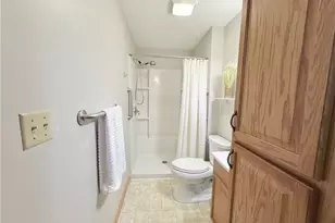 332 E Maitland Ln, Neshannock Township, PA 16105 - Photo 13