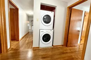 332 E Maitland Ln, Neshannock Township, PA 16105 - Photo 11