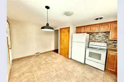 332 E Maitland Ln, Neshannock Township, PA 16105 - Photo 9