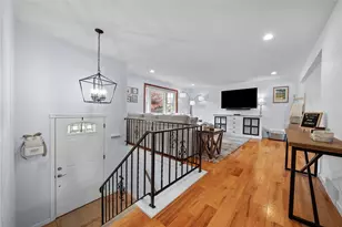 4698 Pembroke Ct, Hampton, PA 15101 - Photo 7