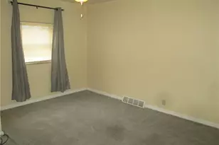 1200 Holmes St, McKees Rocks, PA 15136 - Photo 25