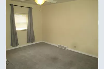 1200 Holmes St, McKees Rocks, PA 15136 - Photo 29