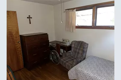 38 3rd St, Scottdale, PA 15638 - Photo 11