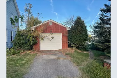 38 3rd St, Scottdale, PA 15638 - Photo 3