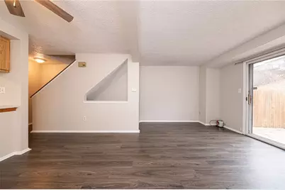 159 Ligonier Ln, Pittsburgh, PA 15068 - Photo 11