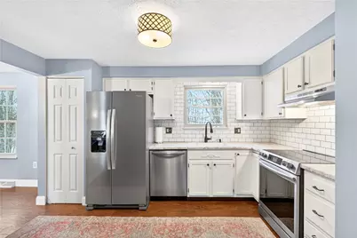 525 Greenspire Ct, Cranberry Township, PA 16066 - Photo 9