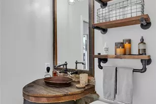 2460 Chapel Rd, Brighton Township, PA 15009 - Photo 13