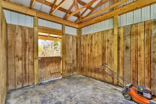 2460 Chapel Rd, Brighton Township, PA 15009 - Photo 37