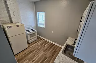 526 E 8th Ave, Munhall, PA 15120 - Photo 5